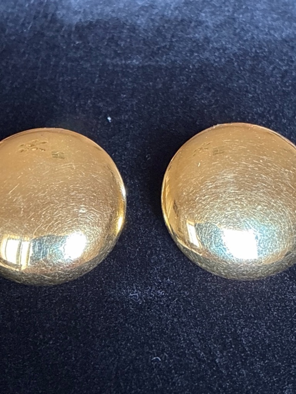 Trifari Shiny Gold Oval Dome Clip-On Earrings - Picture 4 of 4